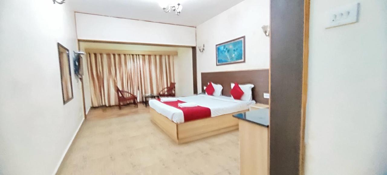 Sapphire Grand Ooty Hotel Bagian luar foto