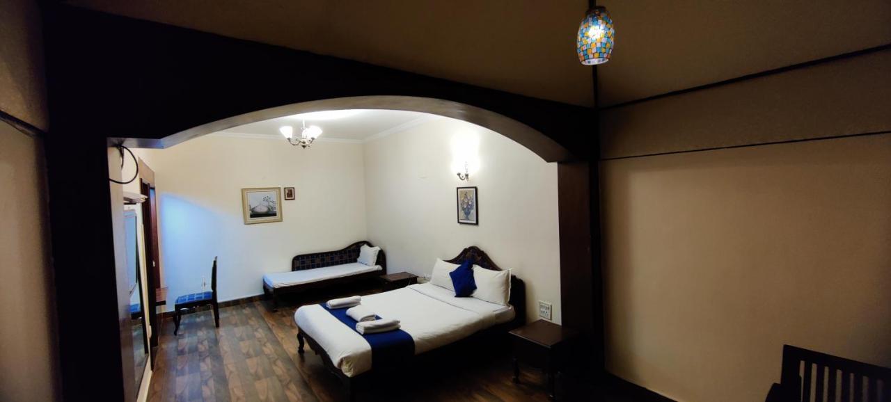 Sapphire Grand Ooty Hotel Bagian luar foto