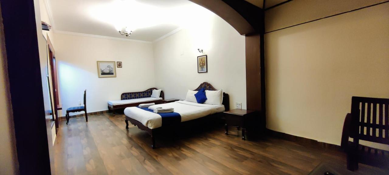 Sapphire Grand Ooty Hotel Bagian luar foto