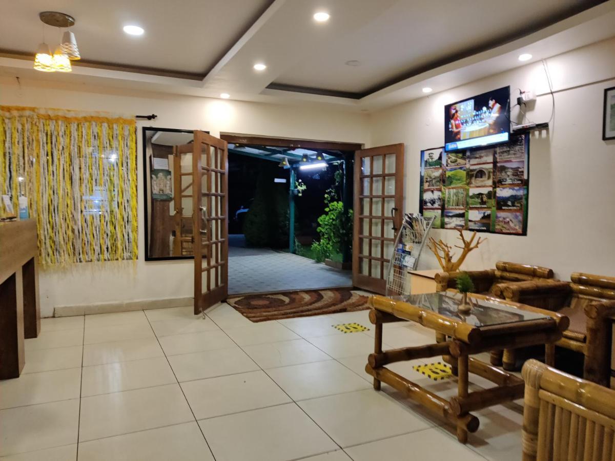 Sapphire Grand Ooty Hotel Bagian luar foto