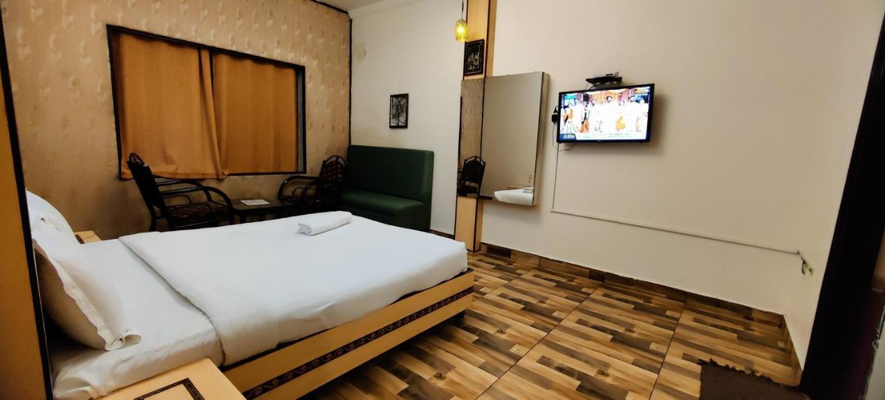 Sapphire Grand Ooty Hotel Bagian luar foto