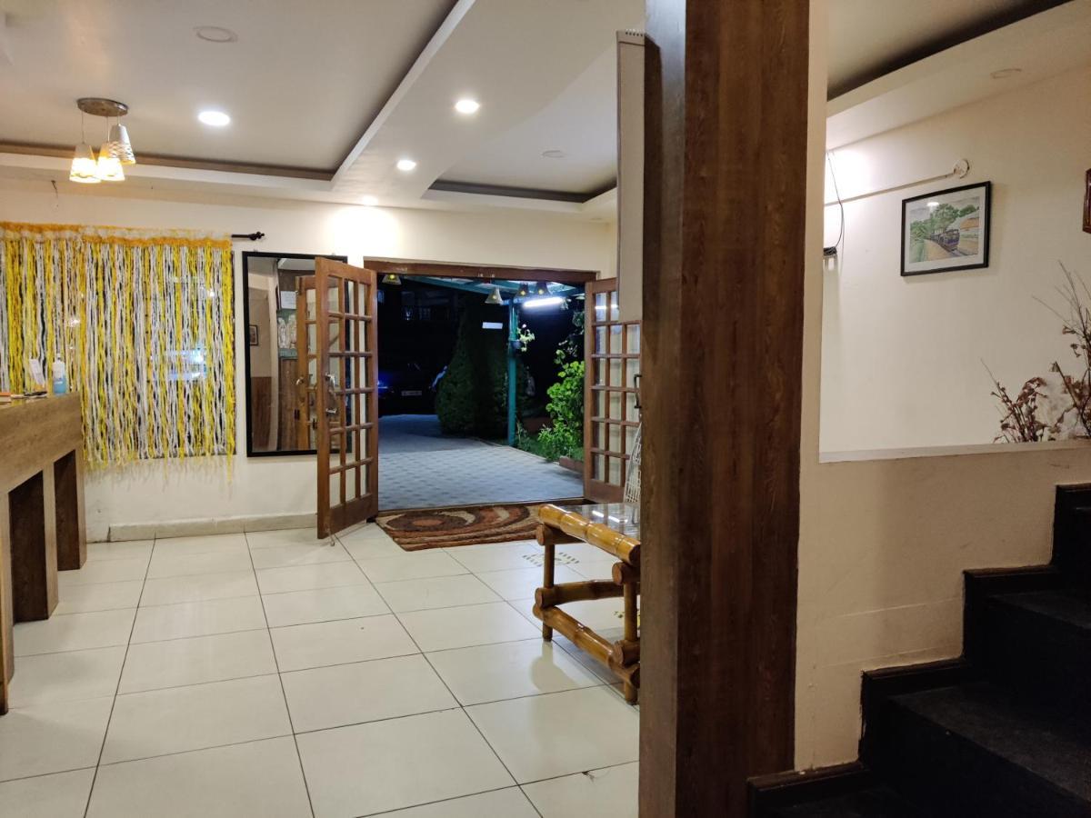 Sapphire Grand Ooty Hotel Bagian luar foto