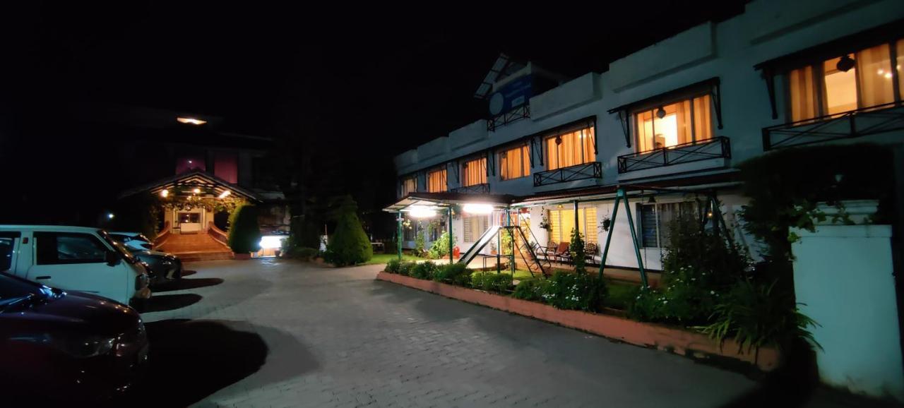 Sapphire Grand Ooty Hotel Bagian luar foto